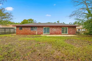 22 E Casa Loma Dr E, Mary Esther, FL 32569 - Photo 53