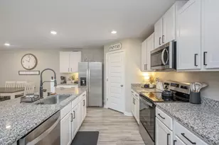 5370 Wyndell Cir, Crestview, FL 32539 - Photo 15