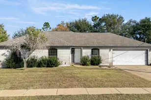 2240 Prytania Cir, Navarre, FL 32566 - Photo 3