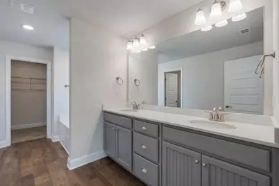 5839 Crestlake Drive, Crestview, FL 32536 - Photo 9