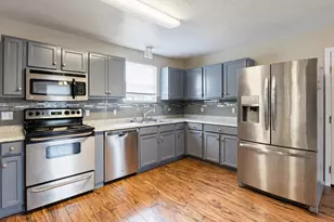 5668 Charter Cir, Gulf Breeze, FL 32563 - Photo 5