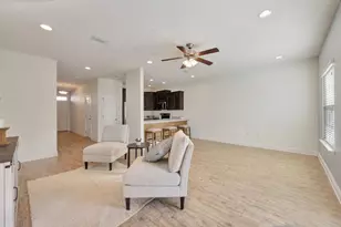 151 E Iron Horse Dr E, Crestview, FL 32539 - Photo 11