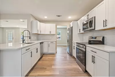 1411 28th Street, Niceville, FL 32578 - Photo 3