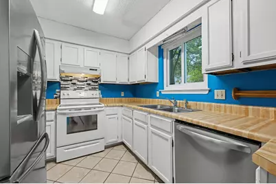 7226 Dogwood Terrace Drive #A, Pensacola, FL 32504 - Photo 5