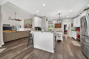 4036 Lakeview Dr, Crestview, FL 32539 - Photo 11