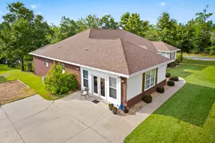 4036 Lakeview Dr, Crestview, FL 32539 - Photo 5