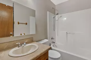 400 31st St, Niceville, FL 32578 - Photo 13