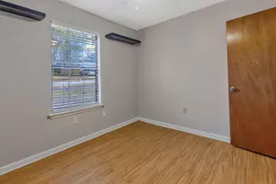 400 31st St, Niceville, FL 32578 - Photo 17