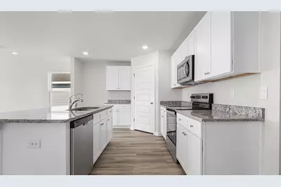 135 Eunola Lane, Freeport, FL 32439 - Photo 5