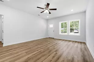 95 Live Oak St, Freeport, FL 32439 - Photo 5