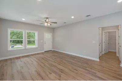 95 Live Oak Street, Freeport, FL 32439 - Photo 7