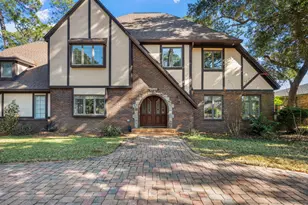 1009 E Troon Dr E, Niceville, FL 32578 - Photo 5