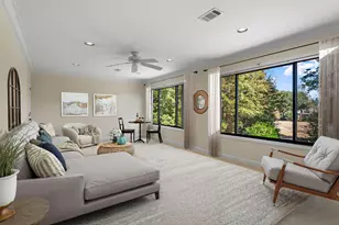 1009 E Troon Dr E, Niceville, FL 32578 - Photo 57