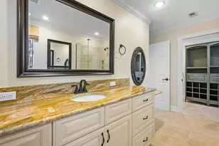 1009 E Troon Dr E, Niceville, FL 32578 - Photo 63