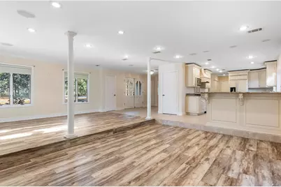 1009 E Troon Drive E, Niceville, FL 32578 - Photo 29