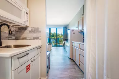 214 SW Miracle Strip Parkway SW #B204, Fort Walton Beach, FL 32548 - Photo 9