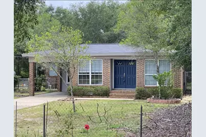 267 Grandview Ave Avenue, Valparaiso, FL 32580 - Photo 1