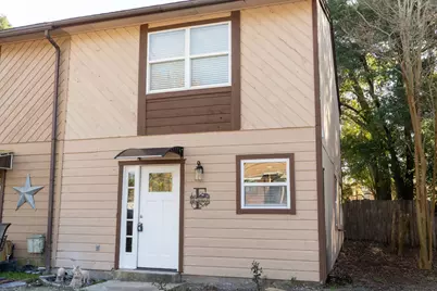 208 SE Third Southeast Street SE #F, Fort Walton Beach, FL 32548 - Photo 1