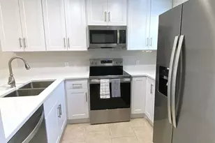 208 SE Third Southeast Street SE, Fort Walton Beach, FL 32548 - Photo 7