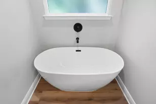 1403 Madelyn Wds Dr, Pensacola, FL 32506 - Photo 31