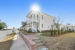 165 Staggerbush St, Freeport, FL 32439 - Photo 3