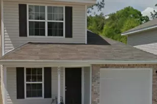 407 Eisenhower Dr, Crestview, FL 32539 - Photo 1