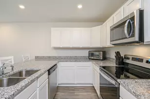 42 E Lockwood Way E, Defuniak Springs, FL 32435 - Photo 7