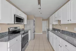 722 Marsh Harbor Dr, Mary Esther, FL 32569 - Photo 15