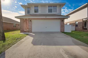 722 Marsh Harbor Dr, Mary Esther, FL 32569 - Photo 1