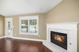 337 Louise Cir, Destin, FL 32541 - Photo 17