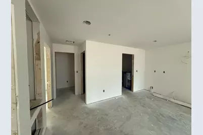 32 Constitution Avenue Avenue #A-B, Defuniak Springs, FL 32433 - Photo 11