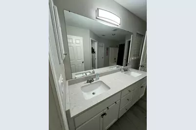 9726 Parker Lake Circle, Navarre, FL 32566 - Photo 21