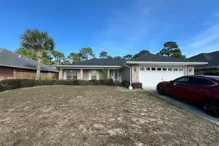 9726 Parker Lake Cir, Navarre, FL 32566 - Photo 3