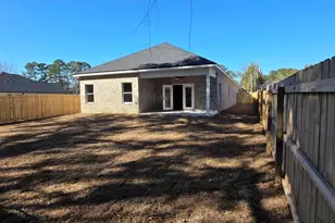 1915 Redwood Ave, Niceville, FL 32578 - Photo 25