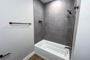 2885 Leah's Ln, Navarre, FL 32566 - Photo 13