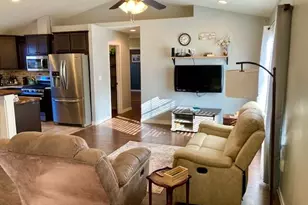 1192 Oakwood Lakes Blvd, Defuniak Springs, FL 32433 - Photo 7