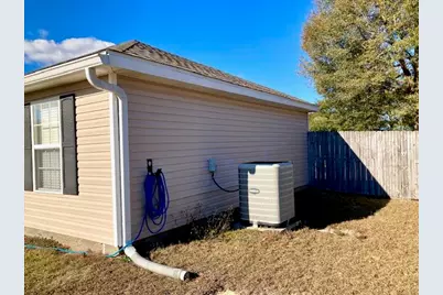 1192 Oakwood Lakes Boulevard, Defuniak Springs, FL 32433 - Photo 5