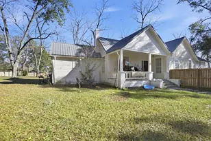 8127 5th St, Laurel Hill, FL 32567 - Photo 15