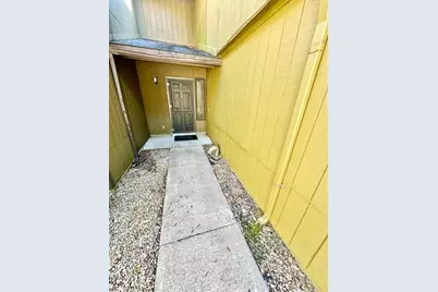 1007 Gloria Avenue #UNIT B, Fort Walton Beach, FL 32547 - Photo 3