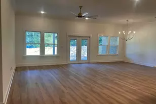 324 Hillcrest Ave, Valparaiso, FL 32580 - Photo 15