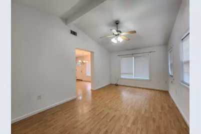 321 NW Hollywood Boulevard NW, Fort Walton Beach, FL 32548 - Photo 7