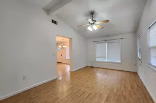 321 NW Hollywood Blvd NW, Fort Walton Beach, FL 32548 - Photo 7