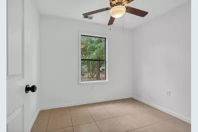 105 E Renoir Road E, Defuniak Springs, FL 32433 - Photo 15