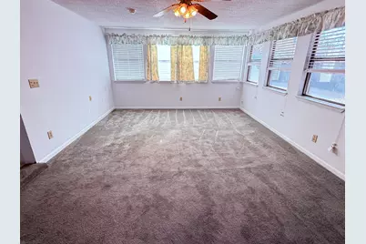 301 Dawn Lane, Mary Esther, FL 32569 - Photo 11