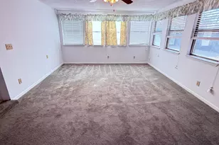 301 Dawn Ln, Mary Esther, FL 32569 - Photo 11