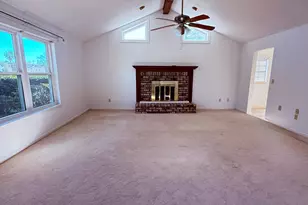 301 Dawn Ln, Mary Esther, FL 32569 - Photo 3