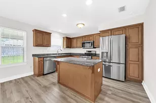 202 Gracie Ln, Niceville, FL 32578 - Photo 17