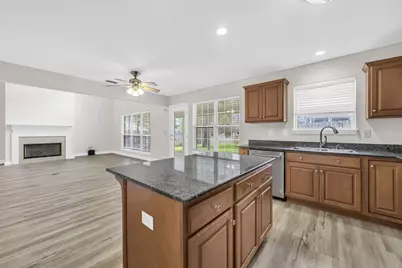 202 Gracie Lane, Niceville, FL 32578 - Photo 19