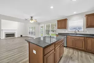 202 Gracie Ln, Niceville, FL 32578 - Photo 19