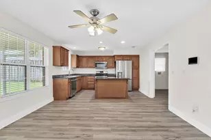 202 Gracie Ln, Niceville, FL 32578 - Photo 15